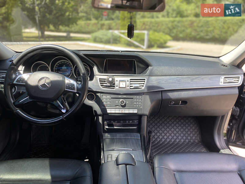 Седан Mercedes-Benz E-Class 2015 в Знаменке