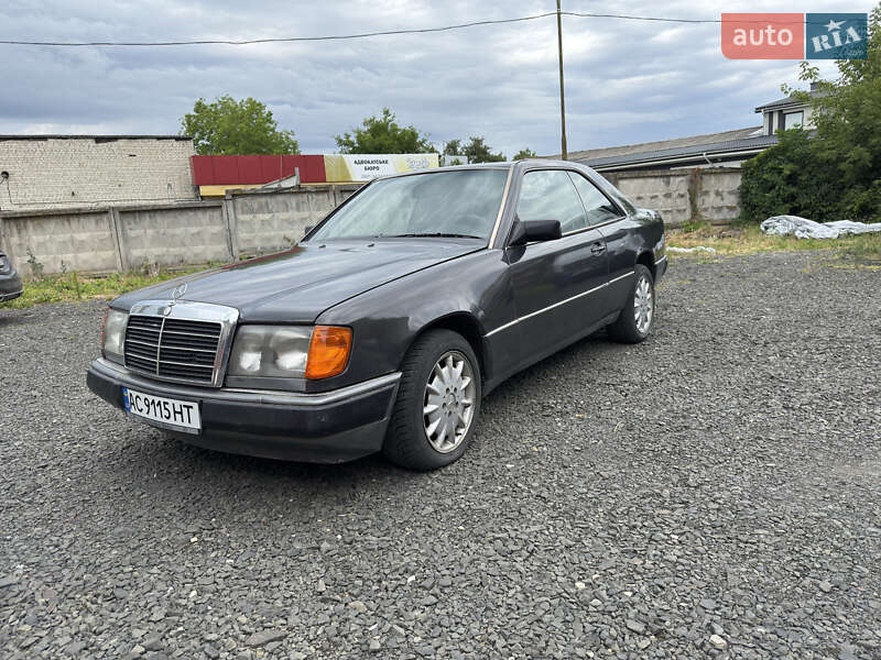 Mercedes-Benz E-Class 1990