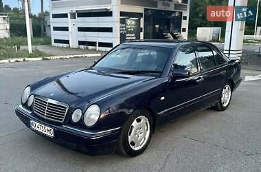 Седан Mercedes-Benz E-Class 1998 в Харькове