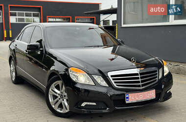 Седан Mercedes-Benz E-Class 2009 в Самборі