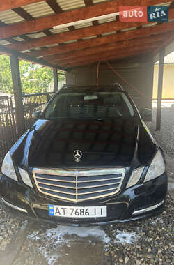 Универсал Mercedes-Benz E-Class 2012 в Ивано-Франковске
