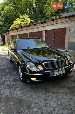 Седан Mercedes-Benz E-Class 2005 в Рівному