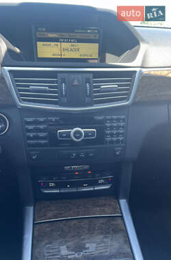 Универсал Mercedes-Benz E-Class 2012 в 