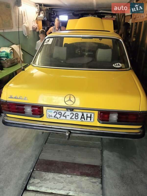 Mercedes-Benz E-Class 1981