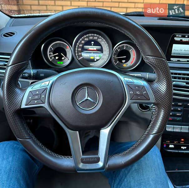 Седан Mercedes-Benz E-Class 2013 в Киеве