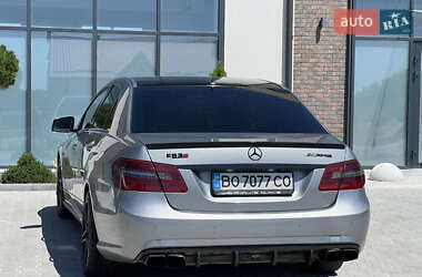 Седан Mercedes-Benz E-Class 2009 в 