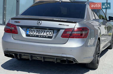 Седан Mercedes-Benz E-Class 2009 в 