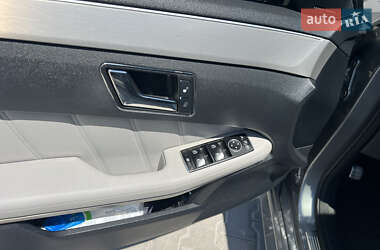Седан Mercedes-Benz E-Class 2009 в 