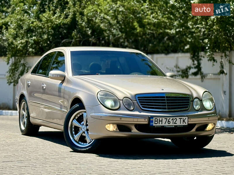 Mercedes-Benz E-Class 2005