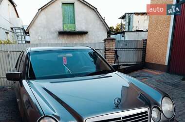 Седан Mercedes-Benz E-Class 1998 в Тернополе