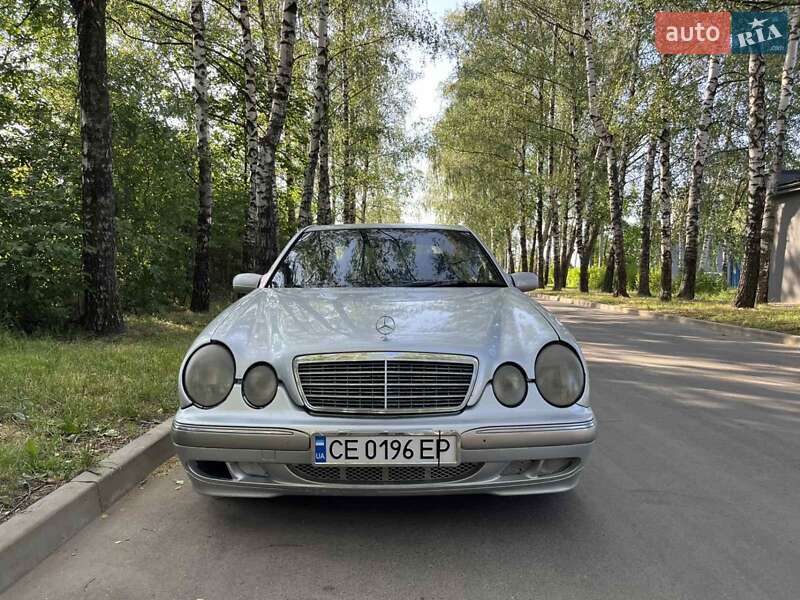 Седан Mercedes-Benz E-Class 2001 в 