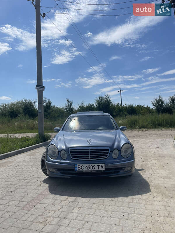 Mercedes-Benz E-Class 2004