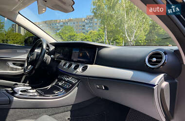 Седан Mercedes-Benz E-Class 2016 в 