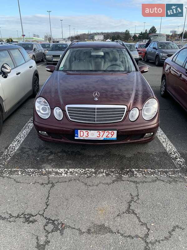 Універсал Mercedes-Benz E-Class 2005 в 