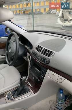Універсал Mercedes-Benz E-Class 2005 в 