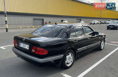 Седан Mercedes-Benz E-Class 1997 в 