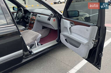 Седан Mercedes-Benz E-Class 1997 в 