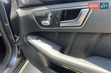 Седан Mercedes-Benz E-Class 2015 в 