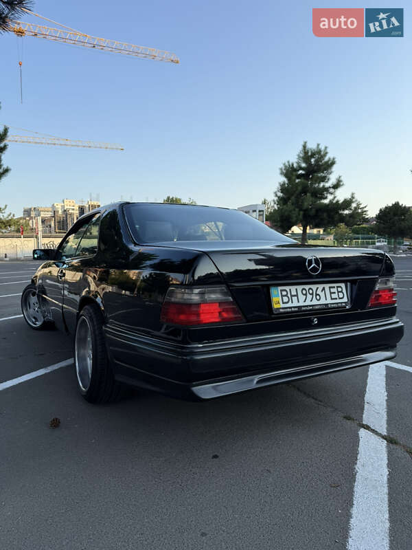 Купе Mercedes-Benz E-Class 1989 в Одесі