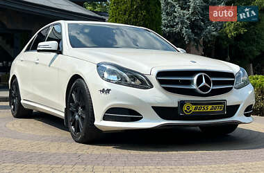 Седан Mercedes-Benz E-Class 2013 в Львове
