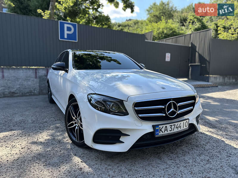 Седан Mercedes-Benz E-Class 2019 в Киеве