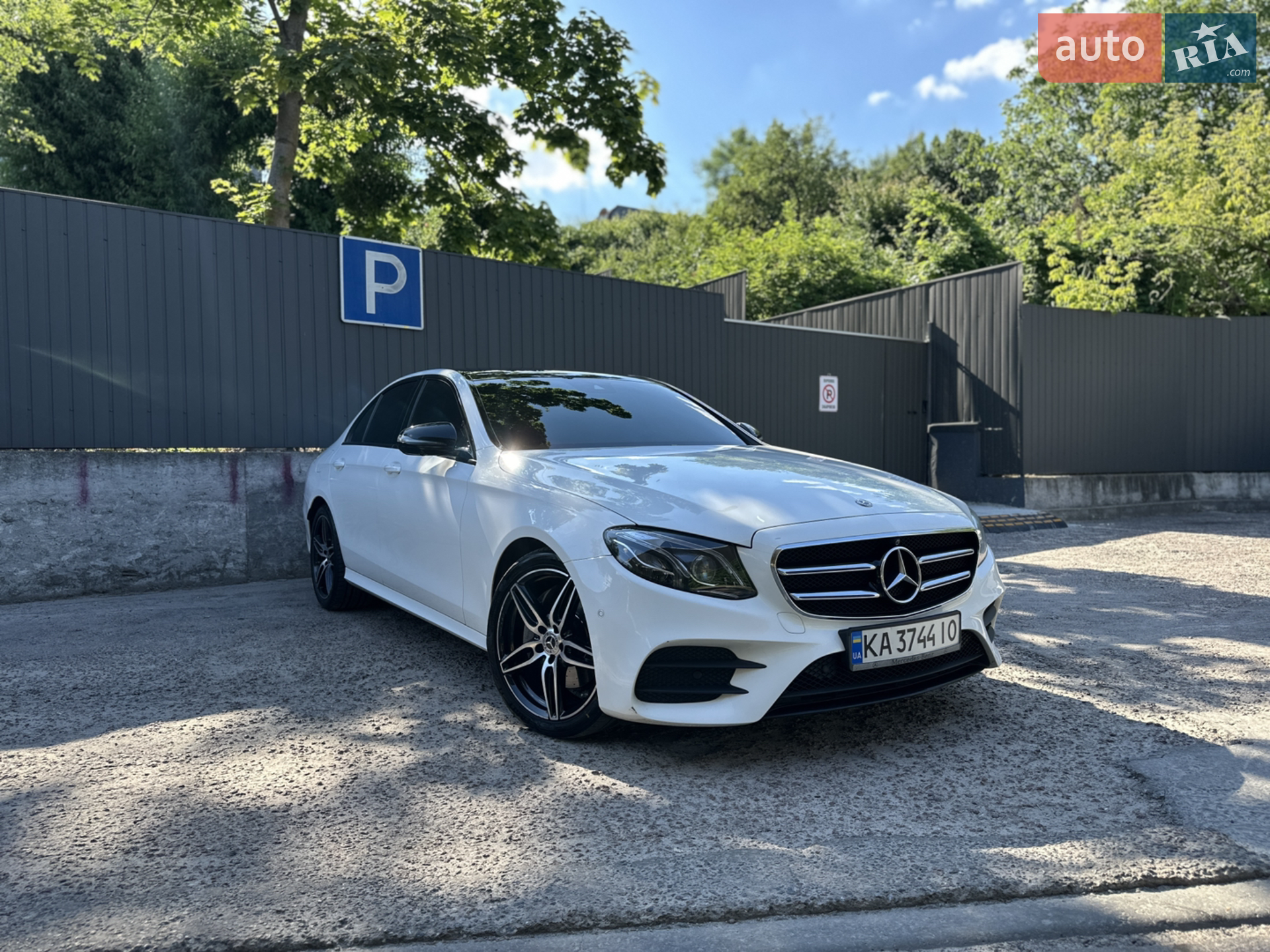 2019 Mercedes-Benz E-klasse - фото 1