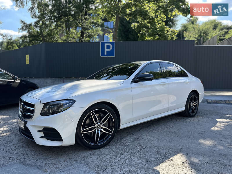 Седан Mercedes-Benz E-Class 2019 в Киеве