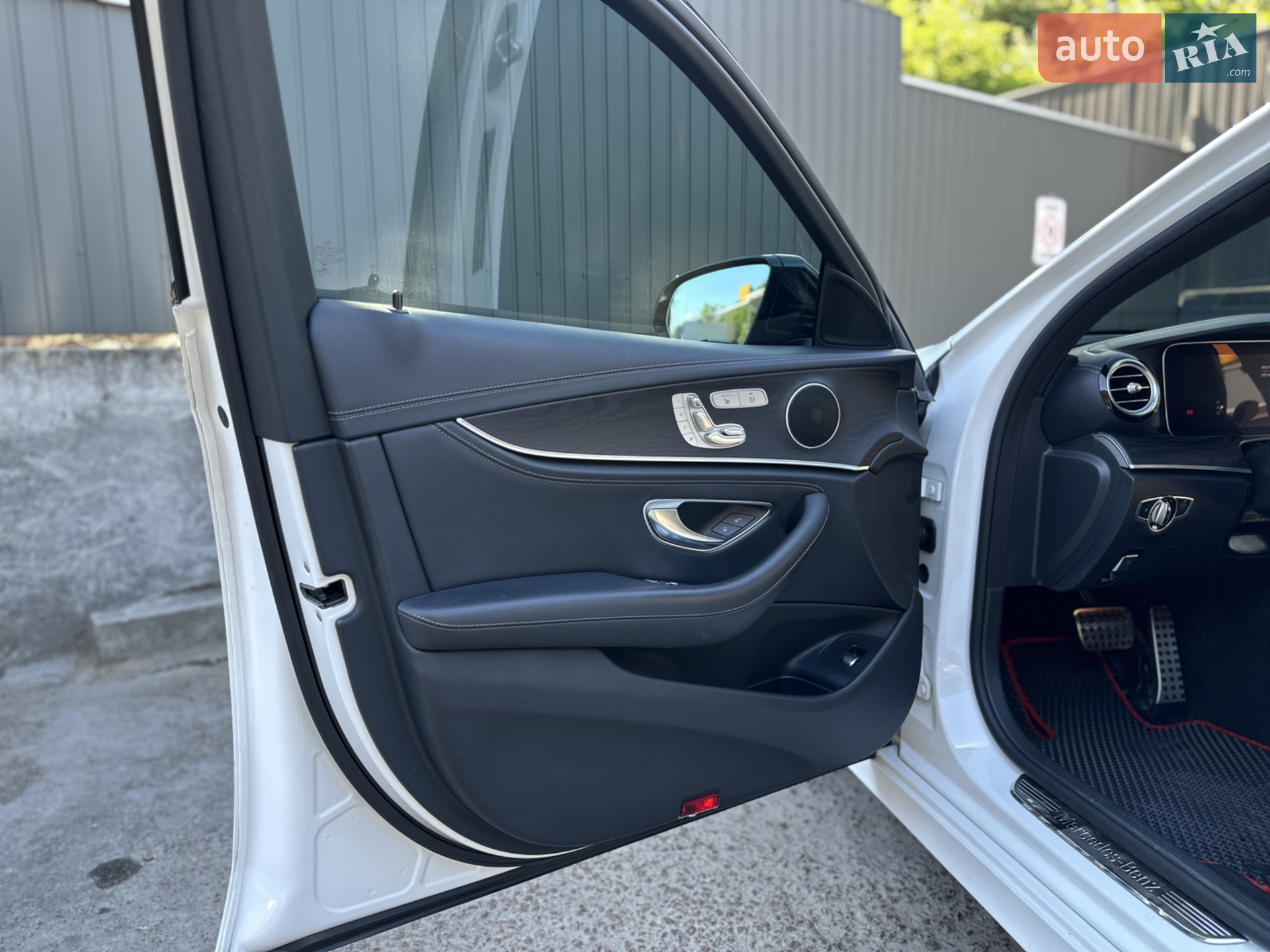 2019 Mercedes-Benz E-klasse - мініатюра 39