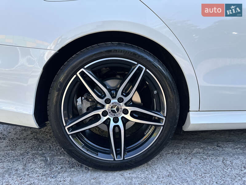 Седан Mercedes-Benz E-Class 2019 в Киеве