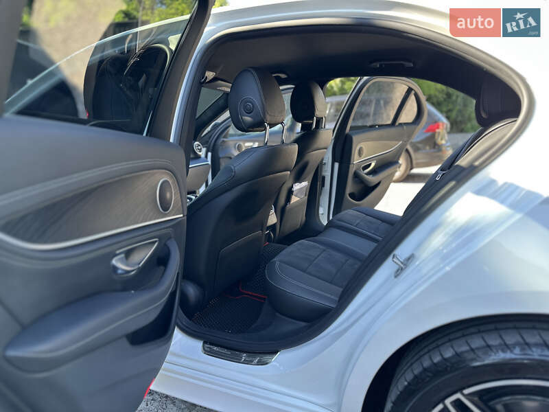 Седан Mercedes-Benz E-Class 2019 в Киеве