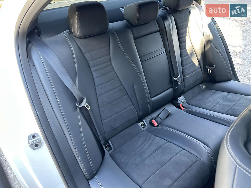 Седан Mercedes-Benz E-Class 2019 в Киеве