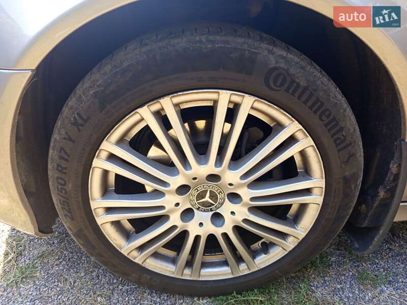 Седан Mercedes-Benz E-Class 2008 в Харкові