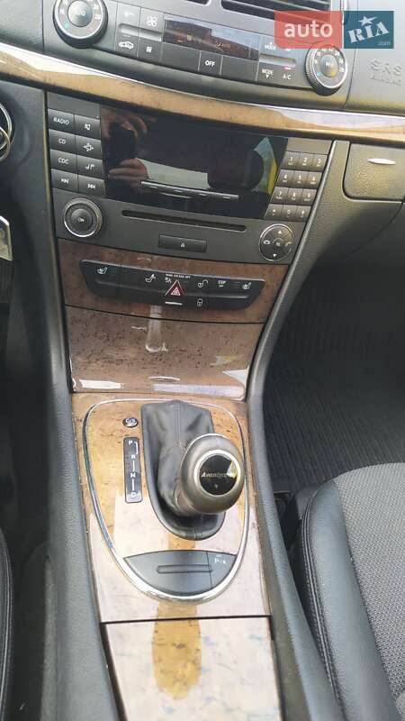 Седан Mercedes-Benz E-Class 2008 в Одессе