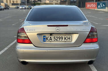 Седан Mercedes-Benz E-Class 2005 в 