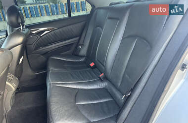 Седан Mercedes-Benz E-Class 2005 в 