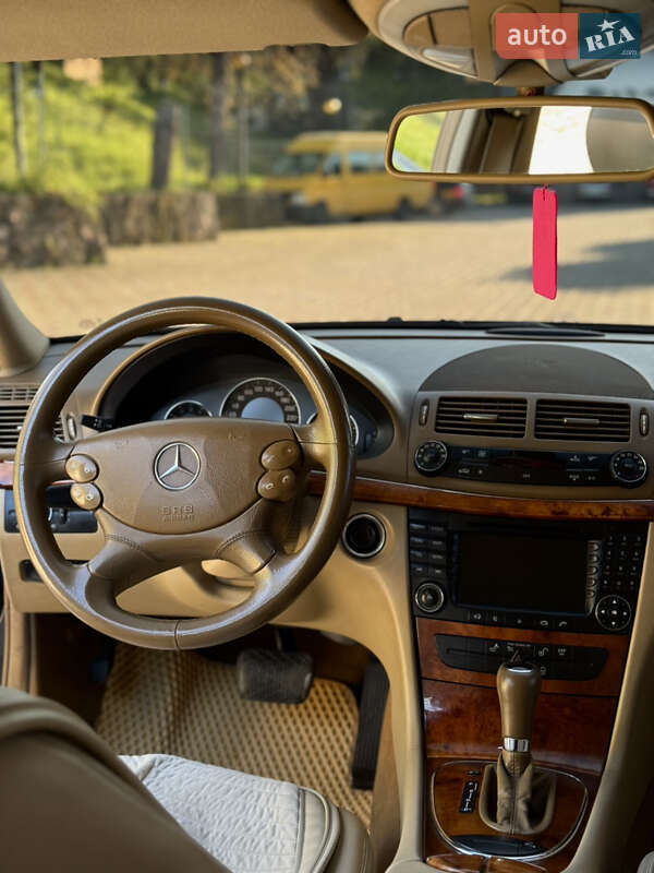 Седан Mercedes-Benz E-Class 2007 в Коломые