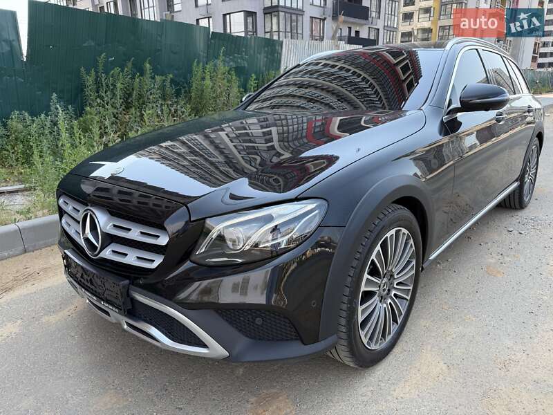 Универсал Mercedes-Benz E-Class 2018 в Киеве