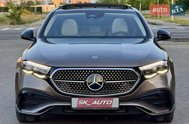 Седан Mercedes-Benz E-Class 2024 в 