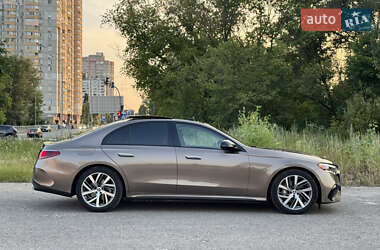 Седан Mercedes-Benz E-Class 2024 в 