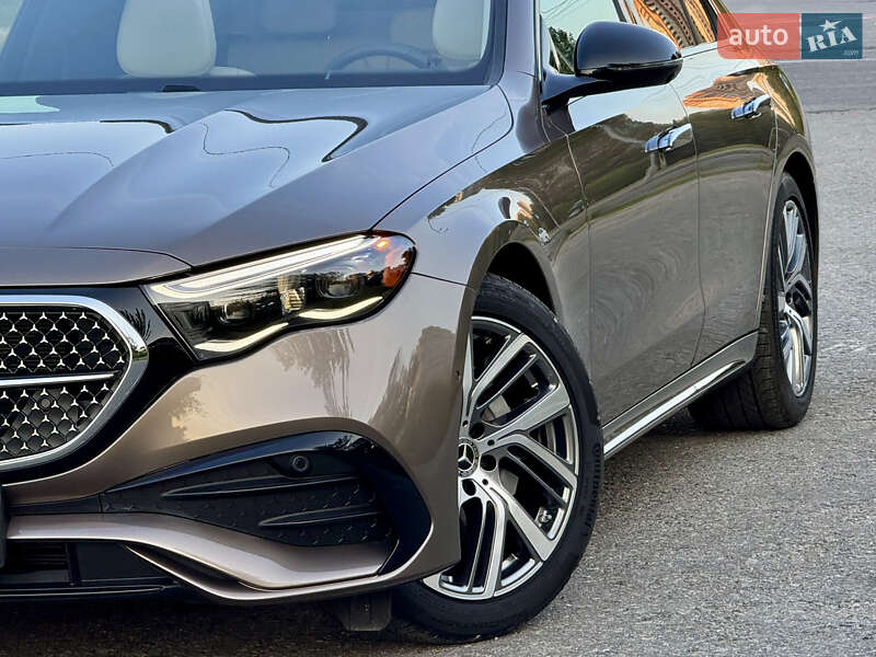 Седан Mercedes-Benz E-Class 2024 в Киеве
