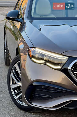 Седан Mercedes-Benz E-Class 2024 в 