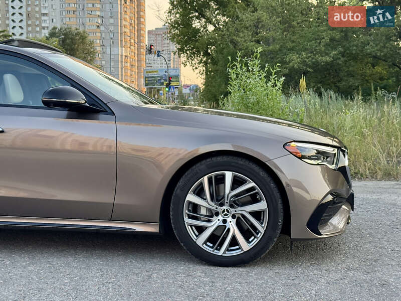 Седан Mercedes-Benz E-Class 2024 в Киеве