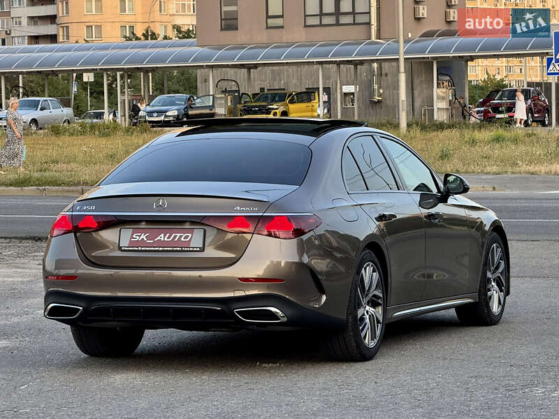 Седан Mercedes-Benz E-Class 2024 в Киеве