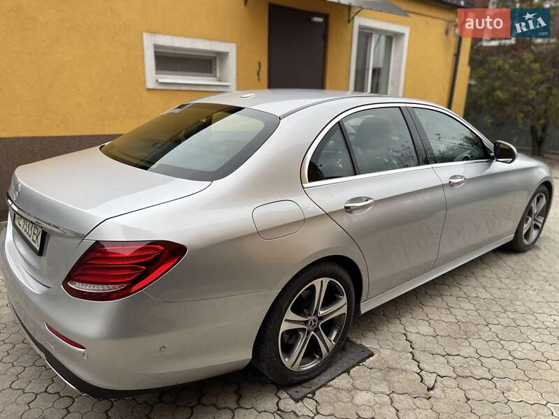 Седан Mercedes-Benz E-Class 2018 в Киеве