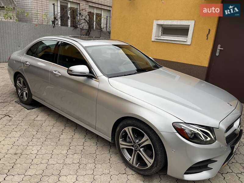 Седан Mercedes-Benz E-Class 2018 в Киеве