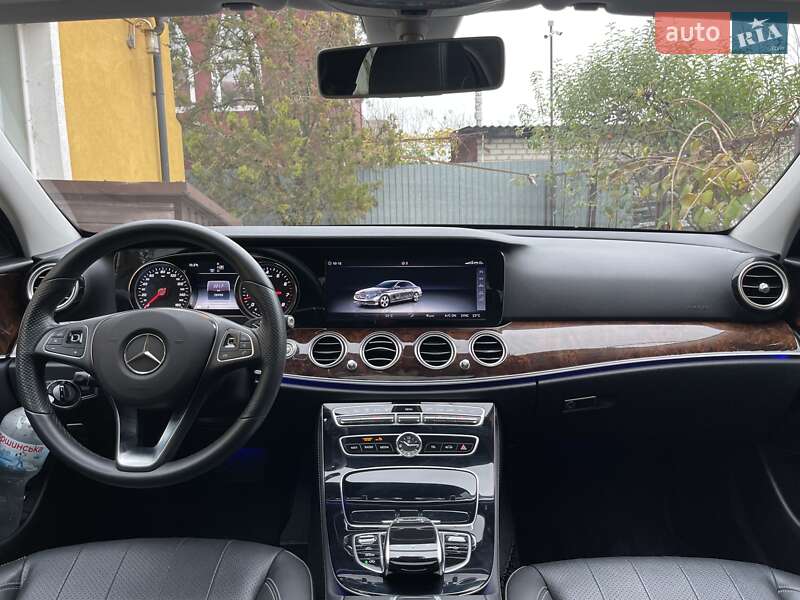 Седан Mercedes-Benz E-Class 2018 в Киеве