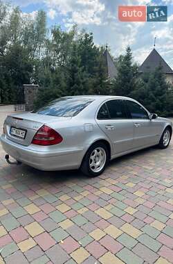 Седан Mercedes-Benz E-Class 2003 в 