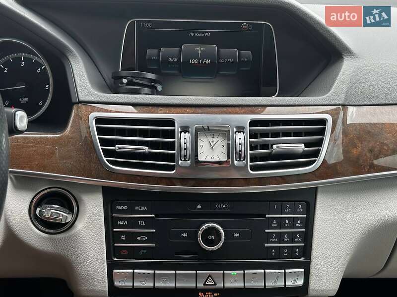 Седан Mercedes-Benz E-Class 2015 в Луцке