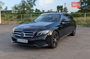 Универсал Mercedes-Benz E-Class 2016 в 