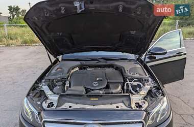 Универсал Mercedes-Benz E-Class 2016 в 